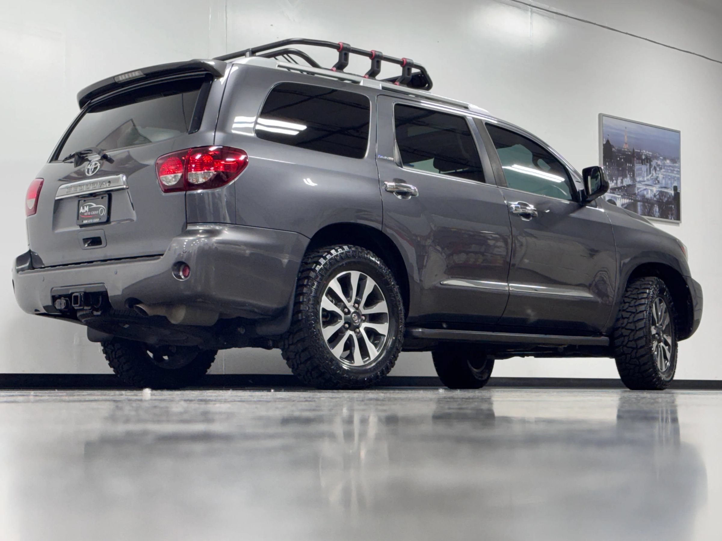 Used 2018 Toyota Sequoia Limited w/ Safety & Convenience Package AWD/4WD image 5