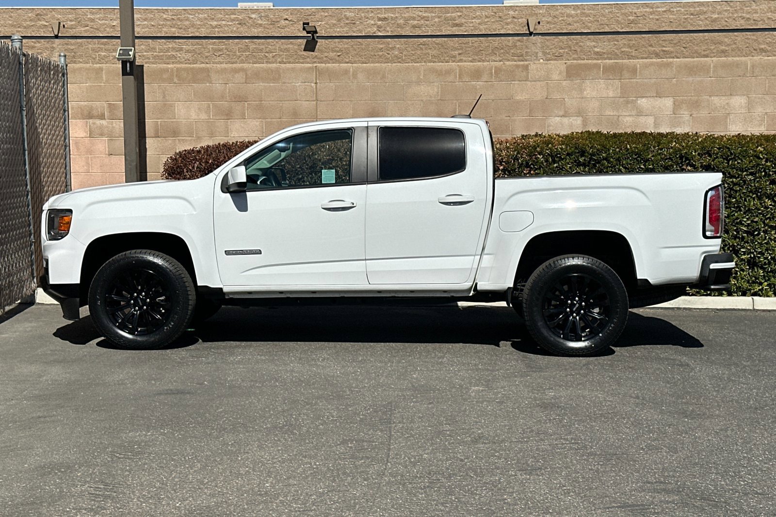 Certified 2022 GMC Canyon Elevation w/ Trailering Package RWD image 7