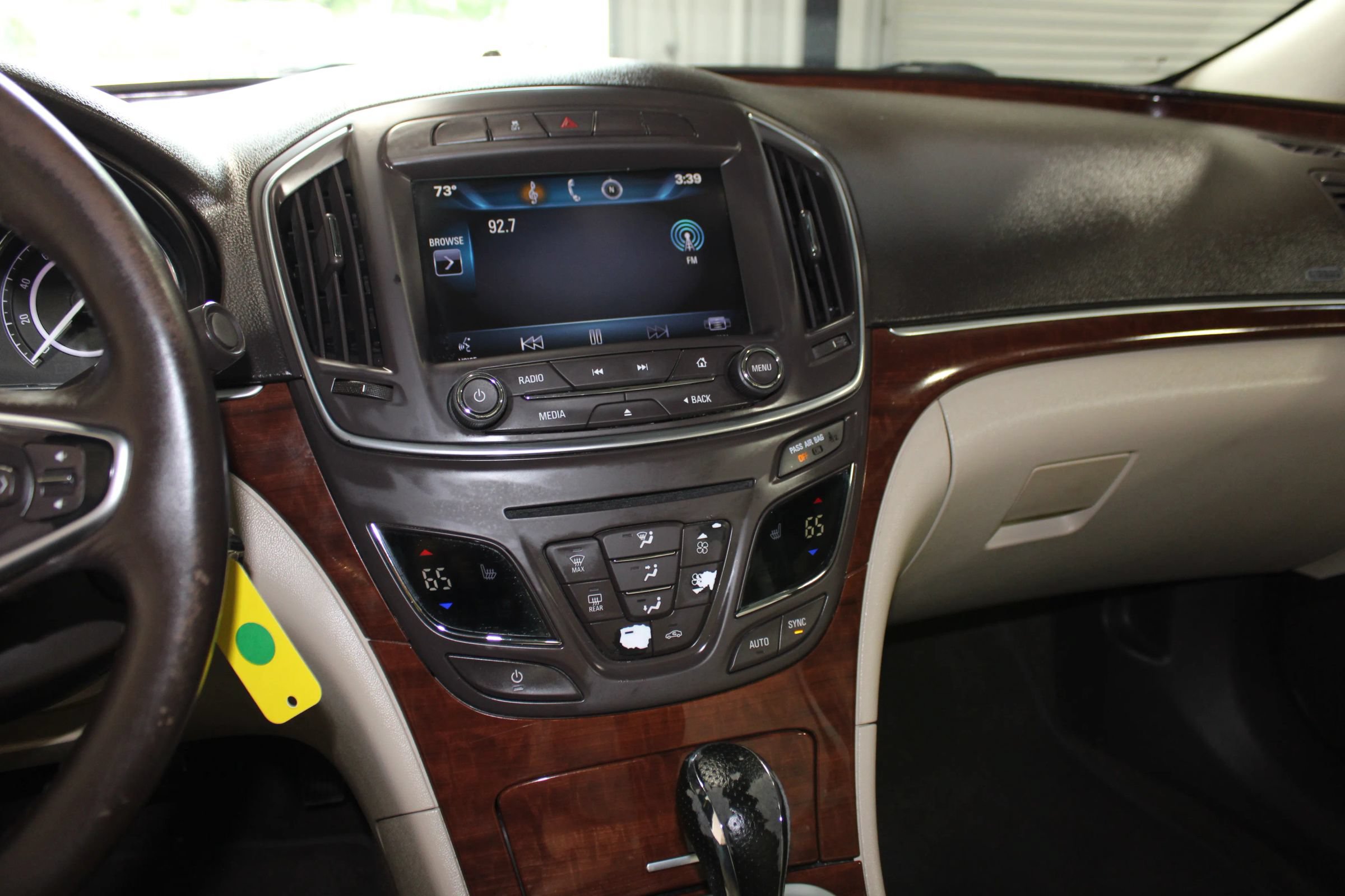 Used 2014 Buick Regal FWD image 13