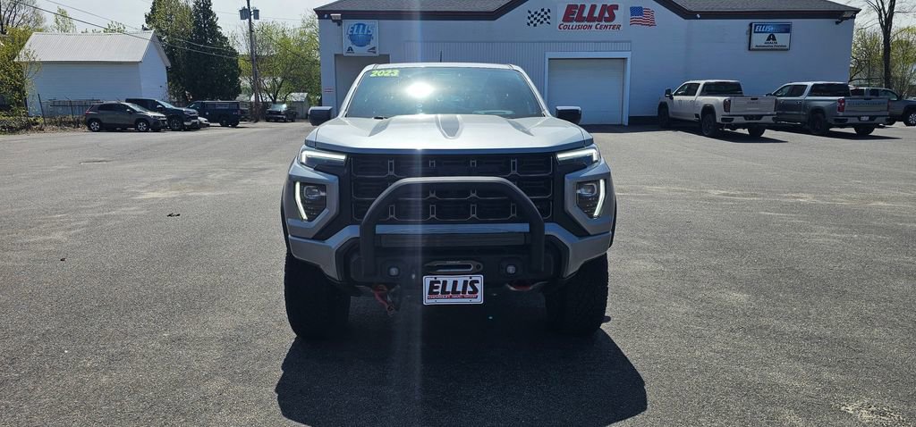 Certified 2023 GMC Canyon AT4X w/ Edition 1 AWD/4WD image 3