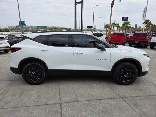 Used 2024 Chevrolet Blazer LT w/ Convenience Package FWD image 7