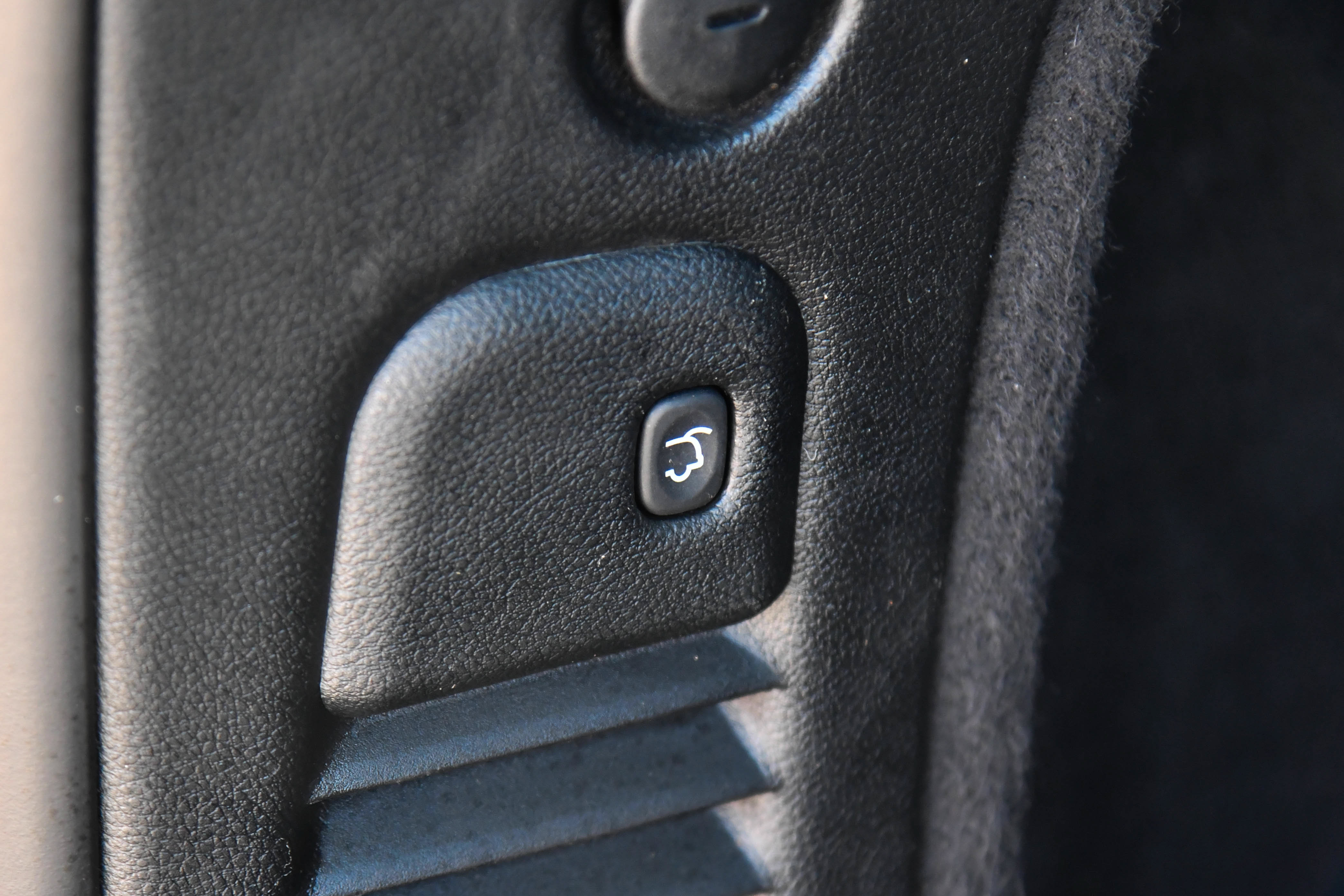 Used 2022 Dodge Durango GT AWD/4WD image 44