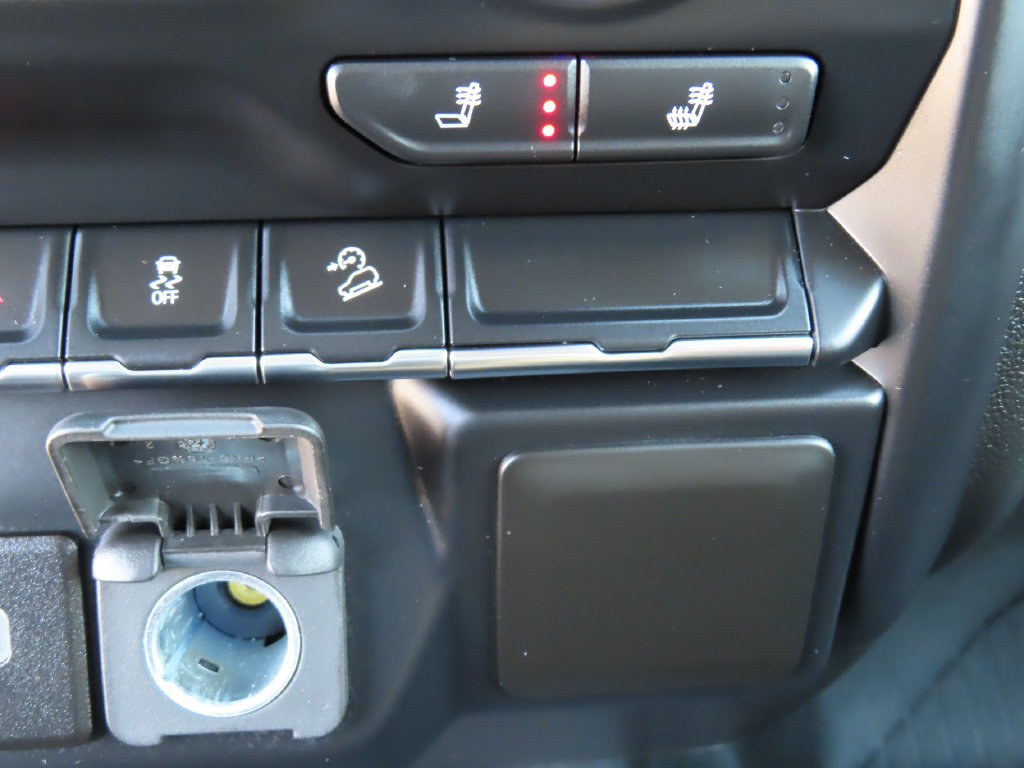 Used 2020 Chevrolet Silverado 1500 LT w/ All-Star Edition AWD/4WD image 8