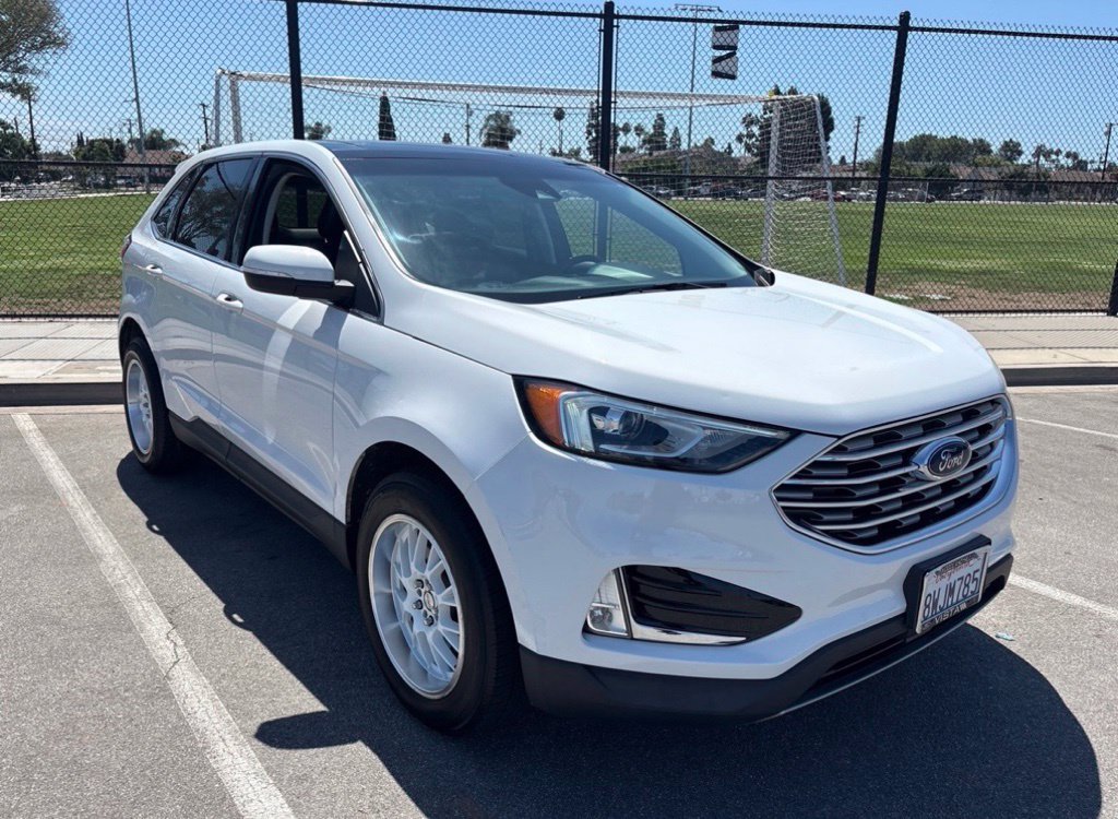Certified 2020 Ford Edge SEL w/ Convenience Package FWD image 3