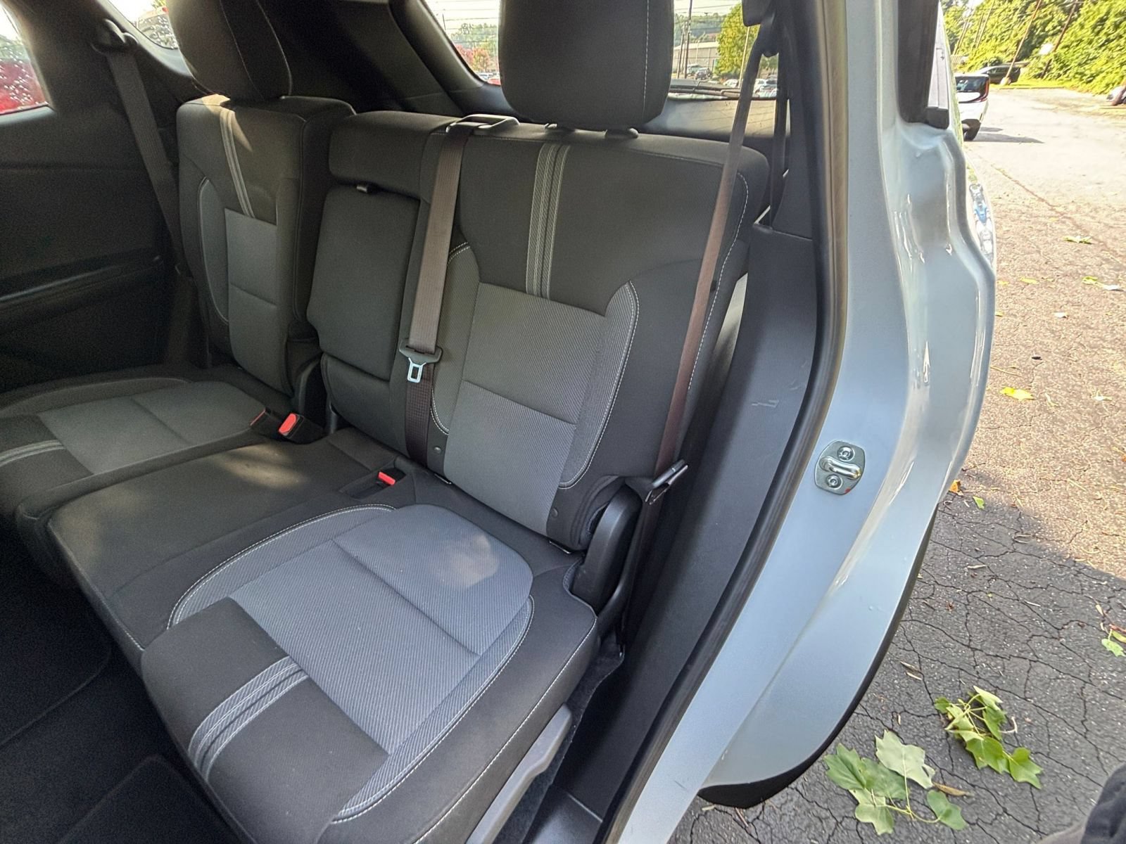 Used 2025 Chevrolet Blazer LT FWD image 35