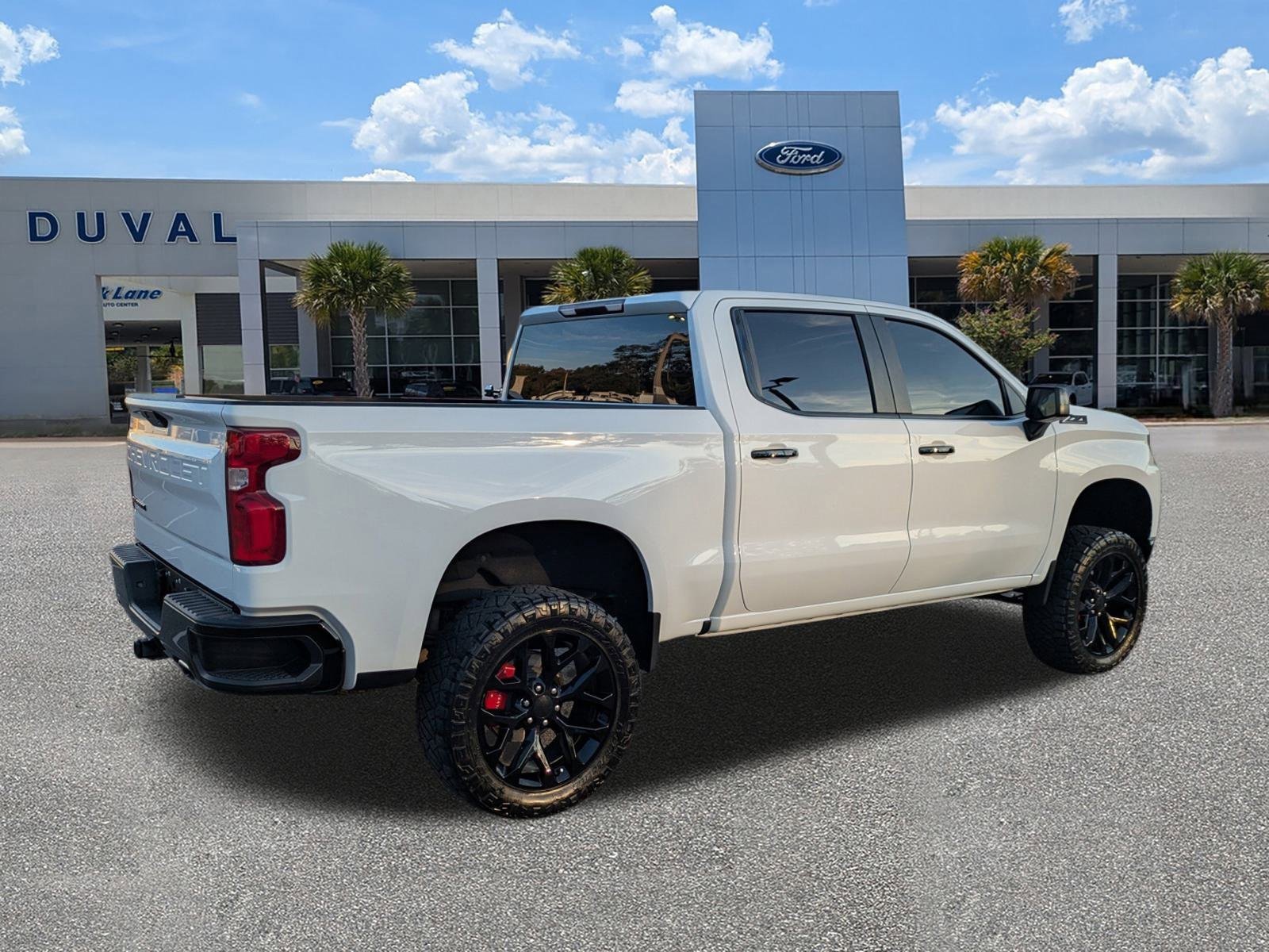 Used 2022 Chevrolet Silverado 1500 LT Trail Boss w/ Bed Protection Package image 4