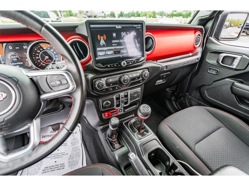 Used 2018 Jeep Wrangler Unlimited Rubicon w/ Dual Top Group image 14