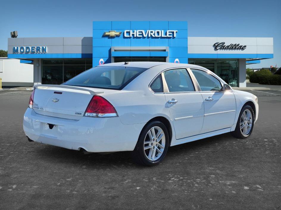 Used 2012 Chevrolet Impala LTZ FWD image 5