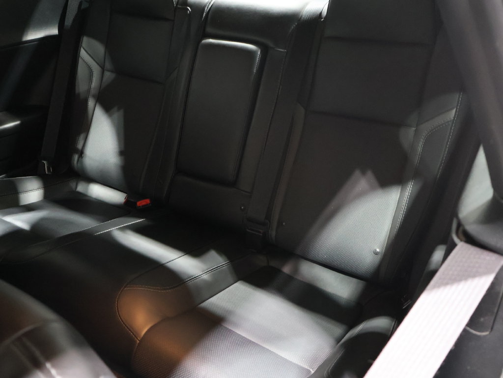 Used 2018 Dodge Challenger GT AWD/4WD image 17