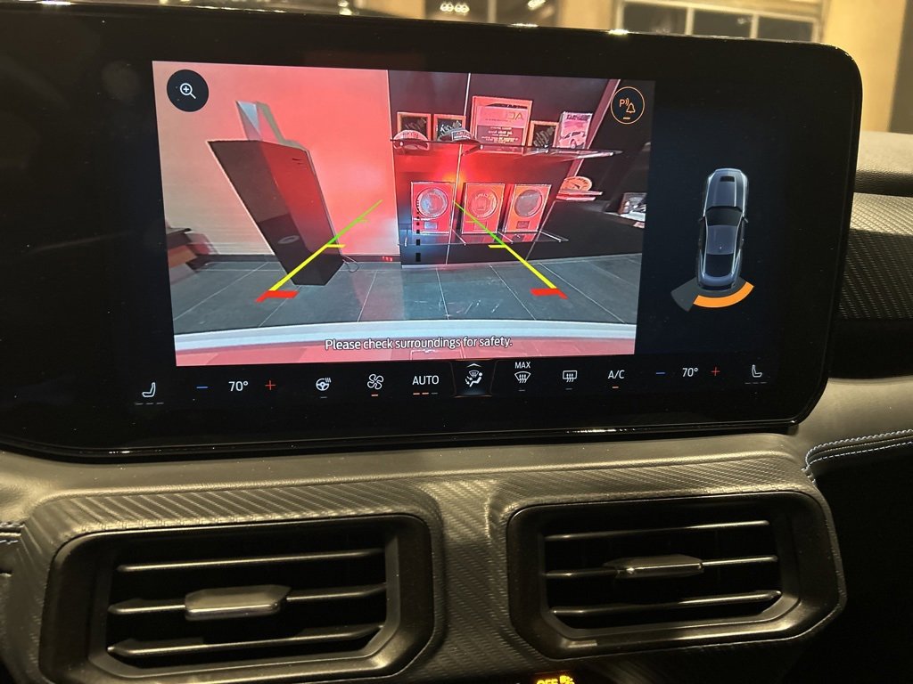 Used 2025 Ford Mustang Dark Horse image 9