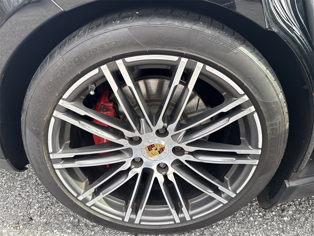 Used 2016 Porsche Panamera GTS image 19