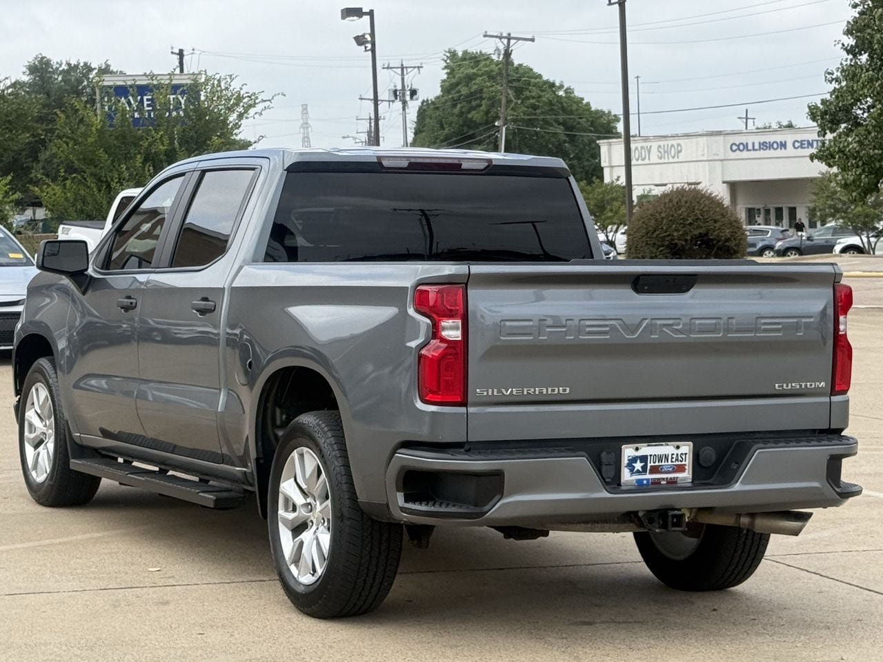 Used 2021 Chevrolet Silverado 1500 Custom RWD image 5