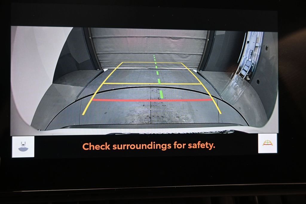 Used 2024 Toyota RAV4 XLE FWD image 26