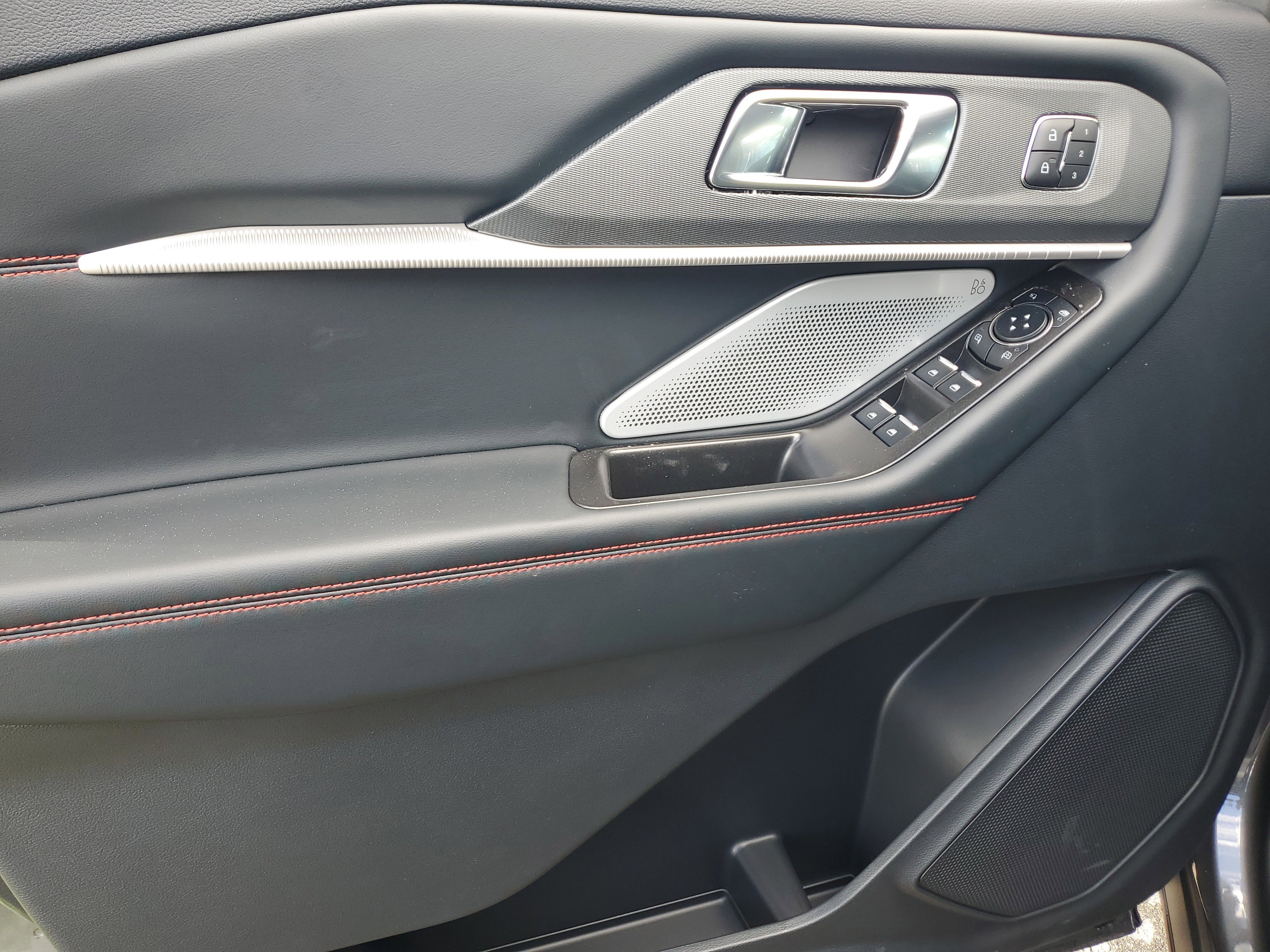 New 2026 Ford Explorer ST w/ Sun And Sound Package image 14