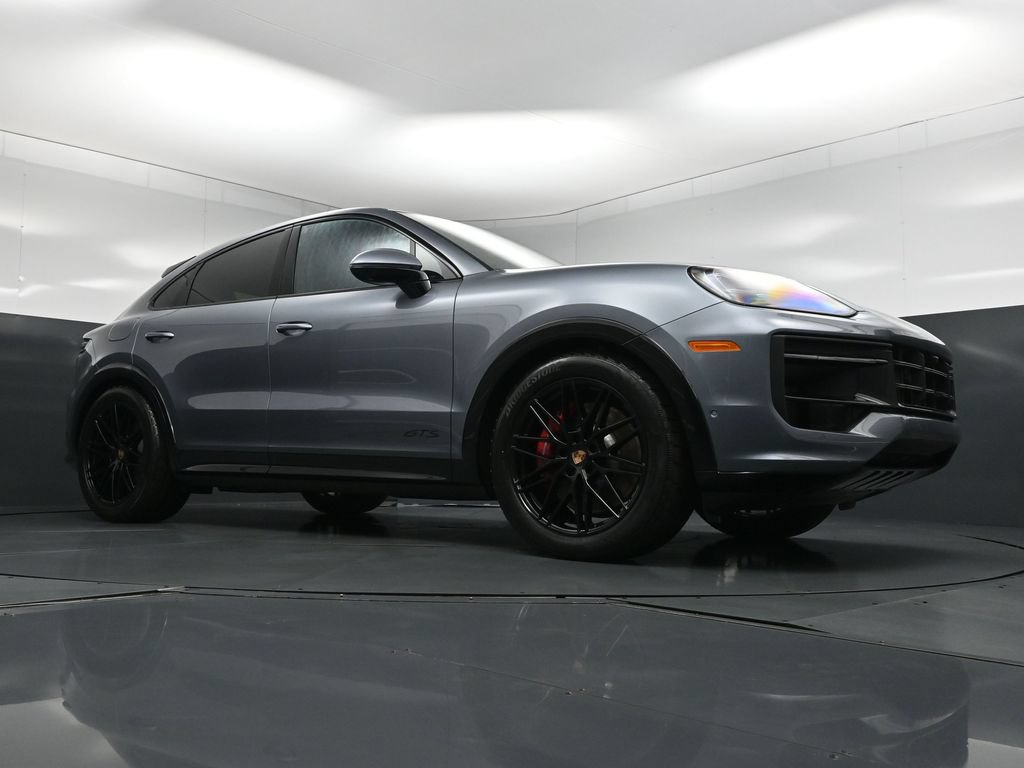 New 2026 Porsche Cayenne GTS AWD/4WD image 28