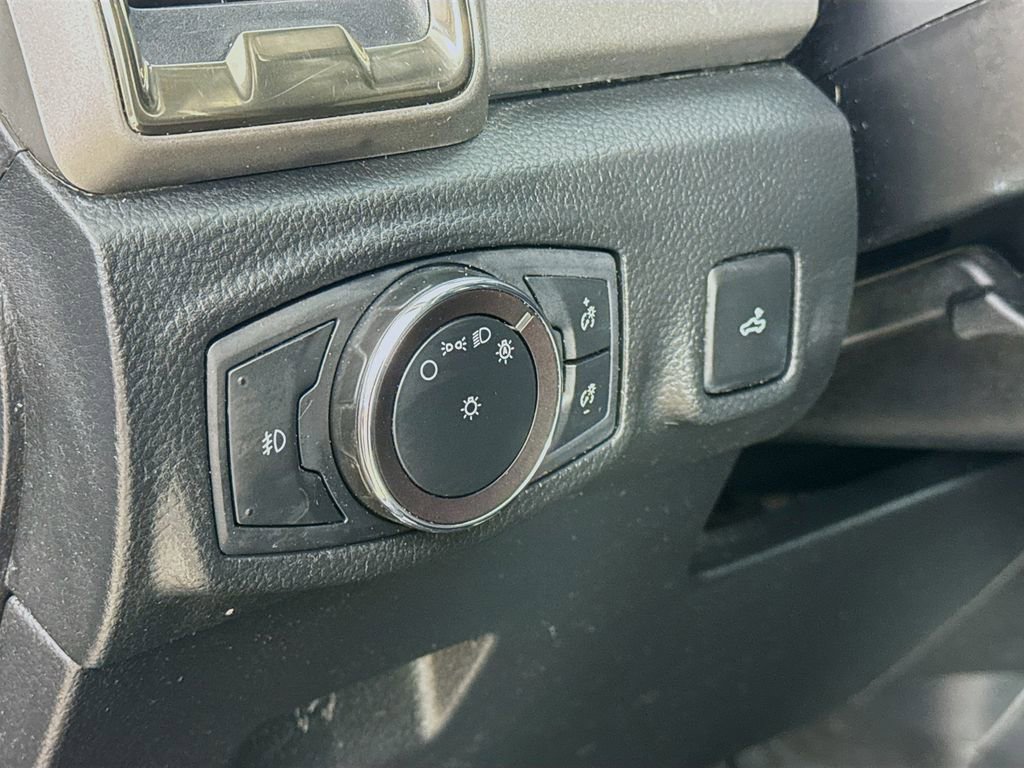 Used 2019 Ford Ranger XLT w/ Black Appearance Package image 12