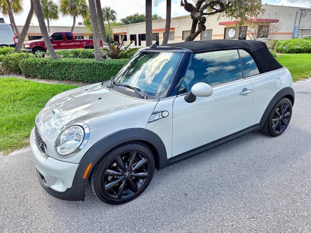 Used 2013 MINI Cooper S FWD image 4