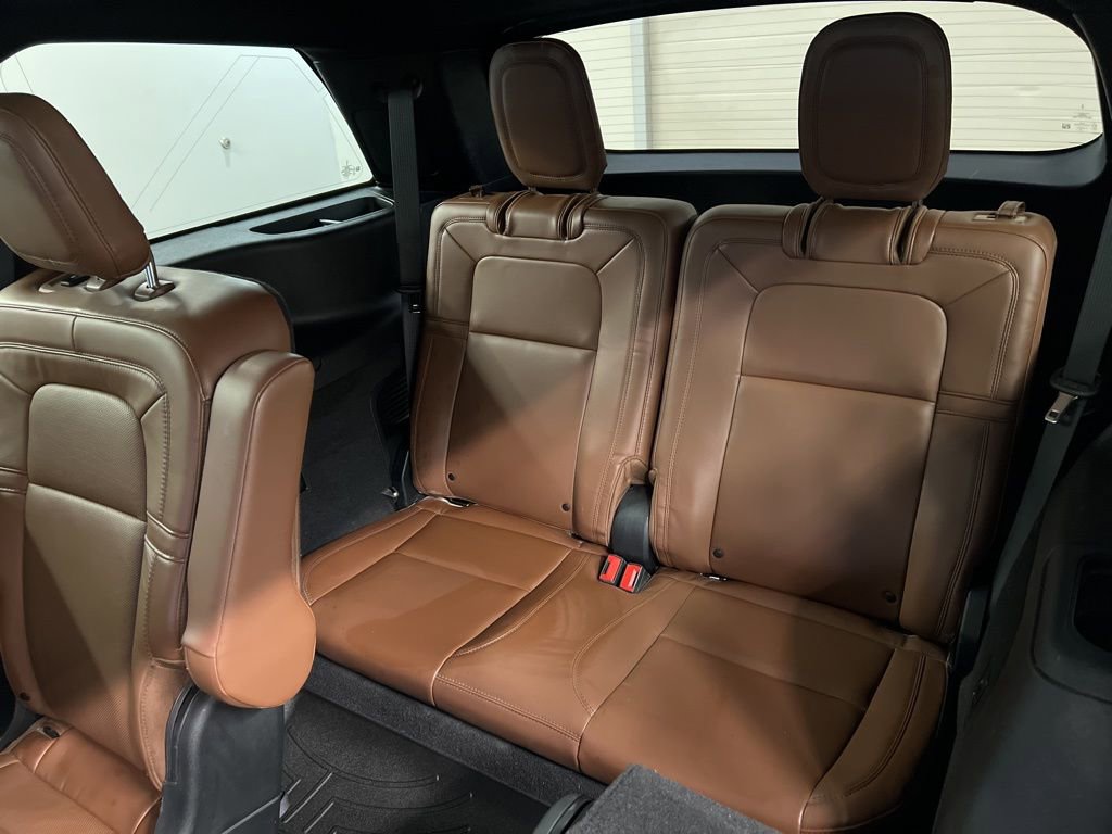 Certified 2021 Lincoln Aviator Reserve w/ Equipment Group 202A AWD/4WD image 32