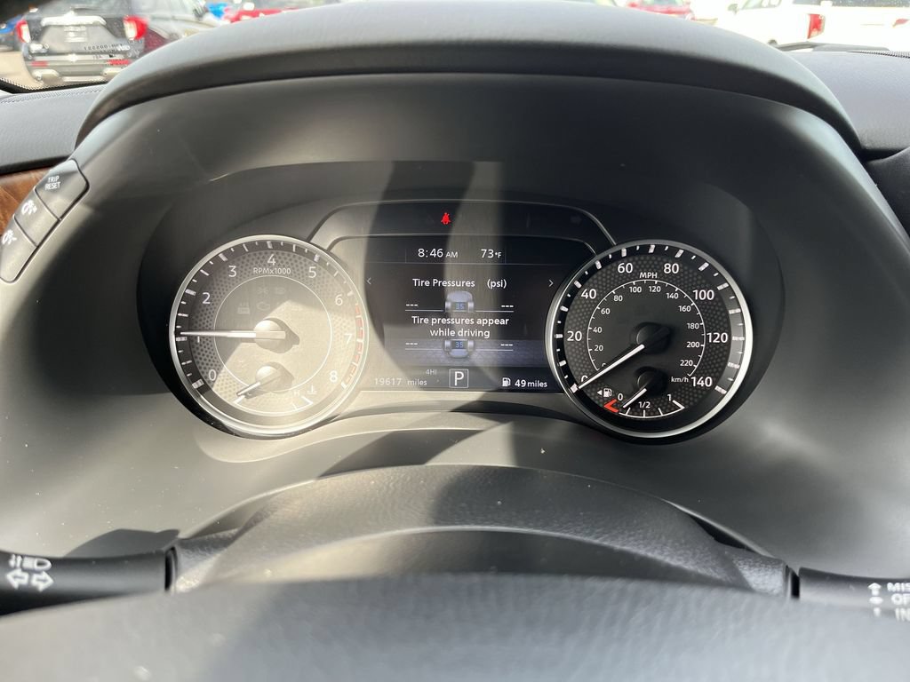 Used 2024 Nissan Armada SL w/ Captain's Chairs Package AWD/4WD image 15