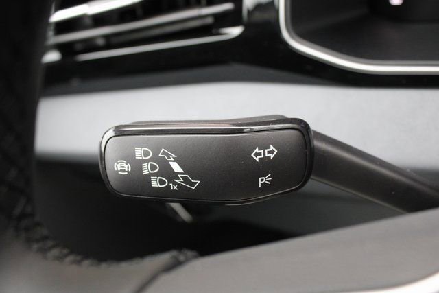 New 2026 Volkswagen Jetta SE FWD image 11