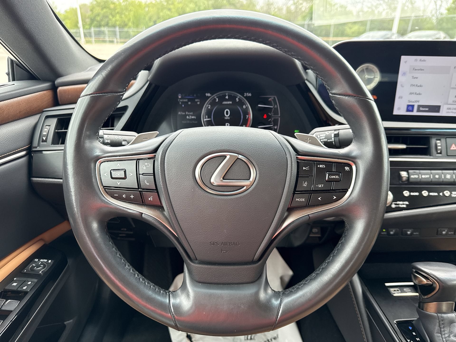 Used 2024 Lexus ES 250 w/ Premium Package AWD/4WD image 11