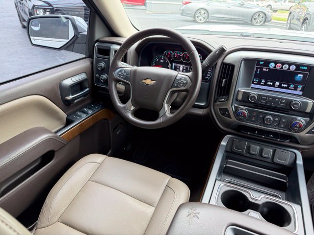 Used 2018 Chevrolet Silverado 1500 LTZ w/ Sport Package AWD/4WD image 6