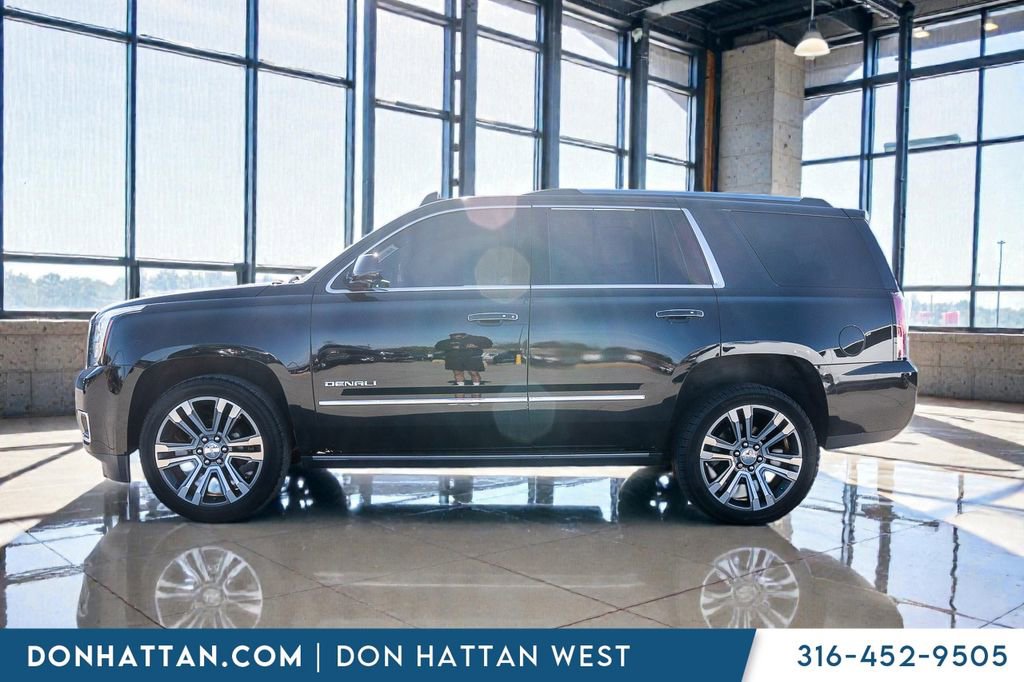 Used 2019 GMC Yukon Denali w/ Denali Ultimate Package image 2