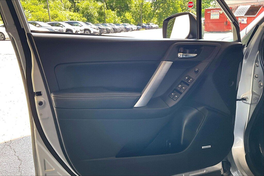 Used 2015 Subaru Forester 2.5i Limited w/ Protection Package #2 AWD/4WD image 13