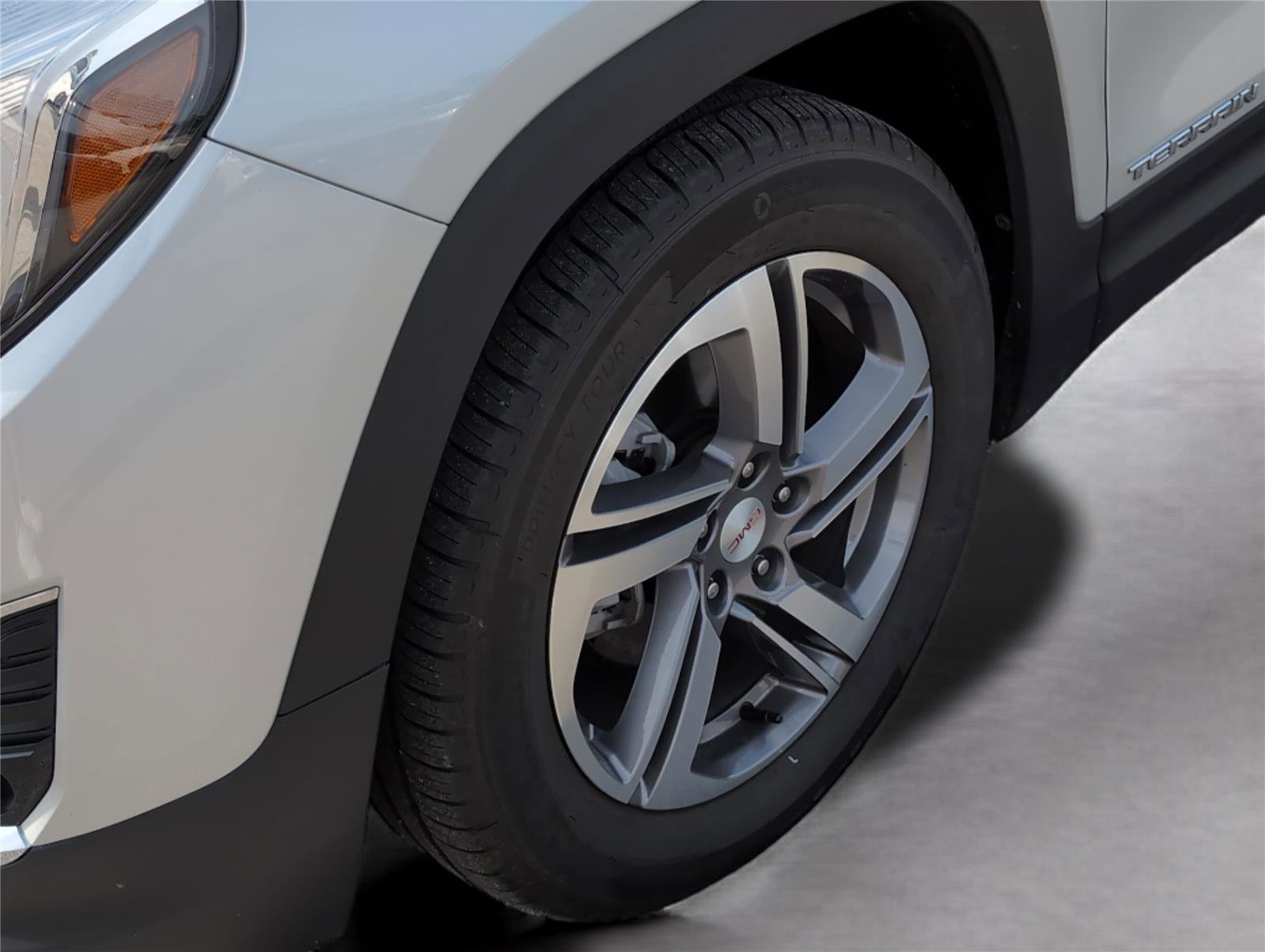 Used 2021 GMC Terrain SLT image 31