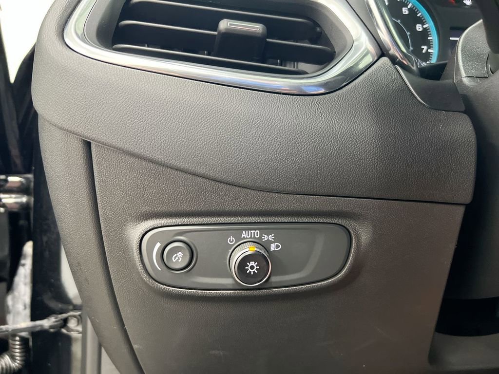 Used 2023 Chevrolet Equinox LS AWD/4WD image 21