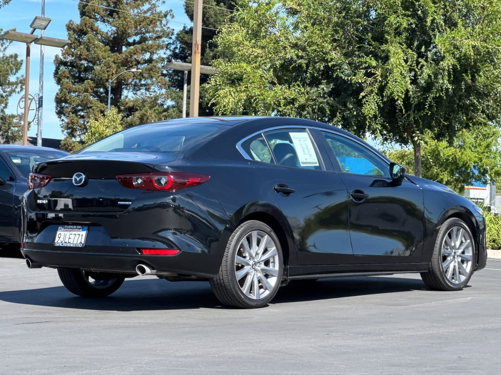 Used 2023 MAZDA MAZDA3 s FWD image 2