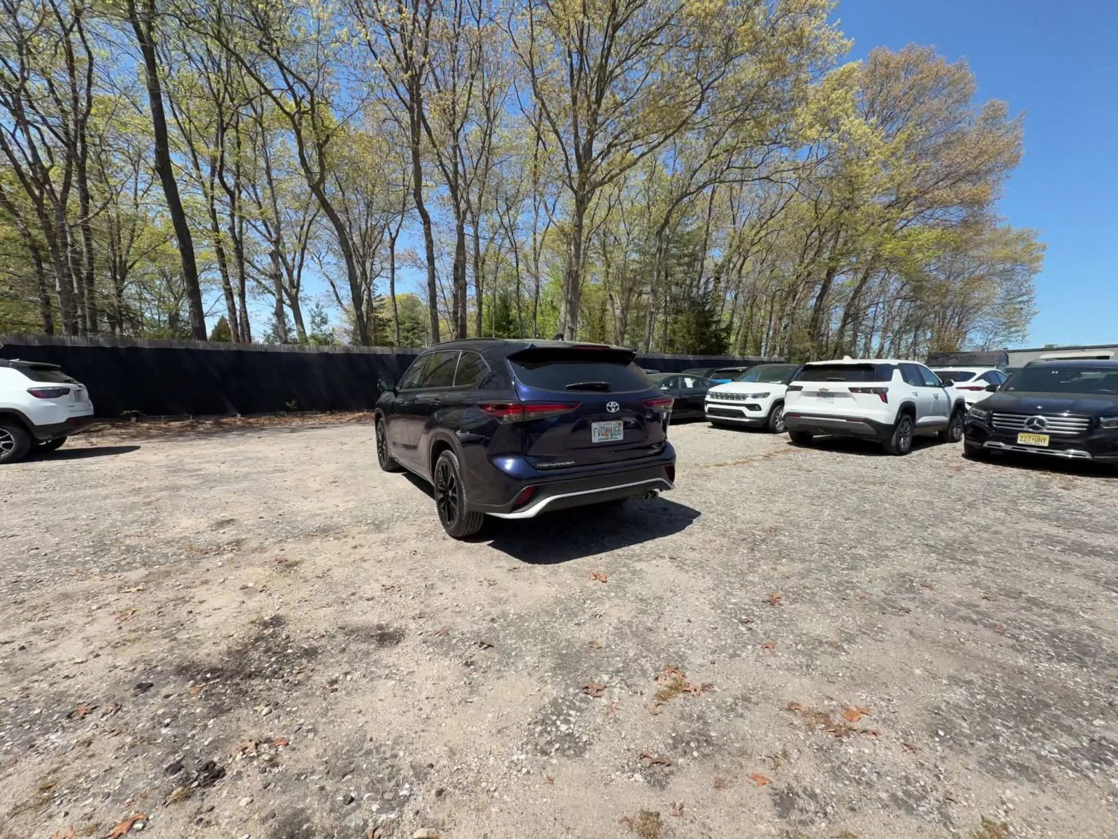 Used 2025 Toyota Highlander XSE AWD/4WD image 16