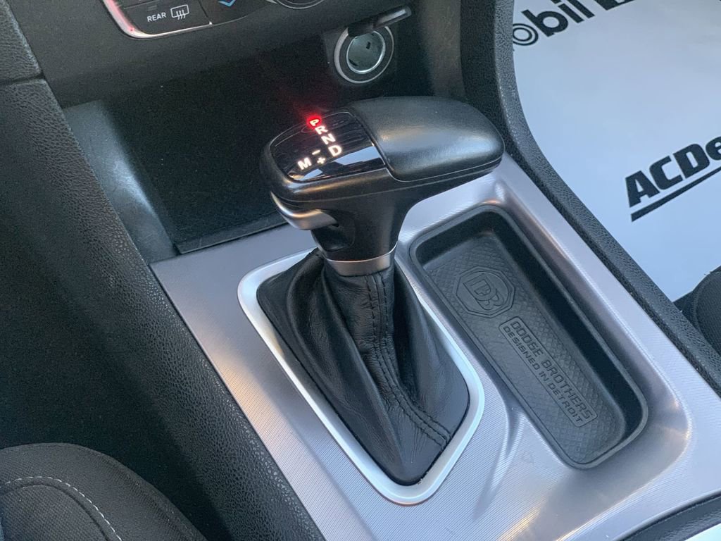 Used 2023 Dodge Charger SXT image 13