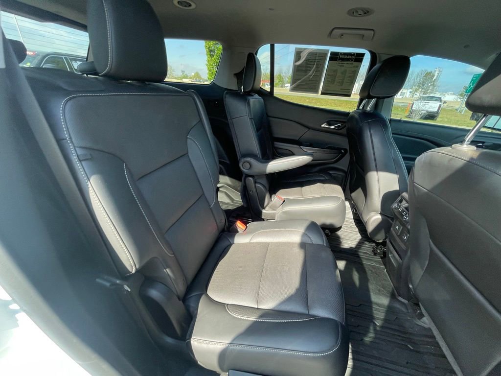 Used 2019 GMC Acadia SLT w/ Black Edition image 28