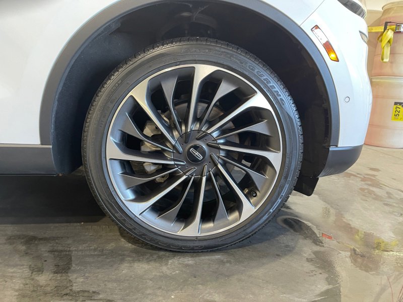 Used 2023 Lincoln Aviator Reserve w/ Equipment Group 201A image 16