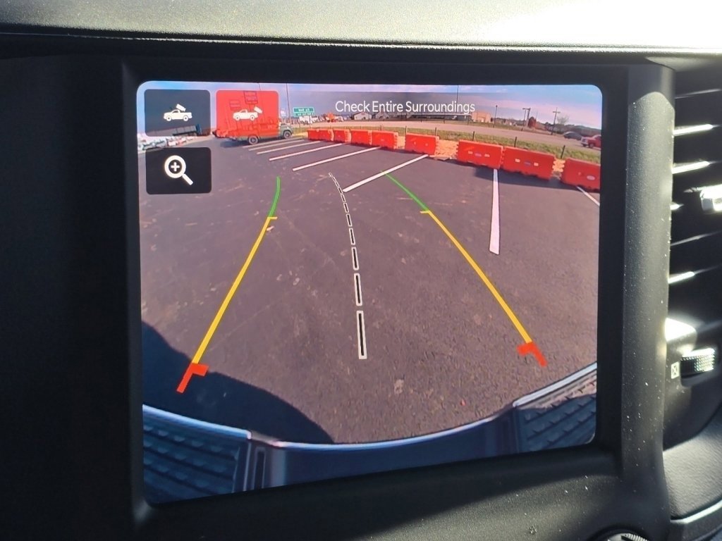 Used 2024 RAM 2500 Tradesman w/ Chrome Appearance Group image 6