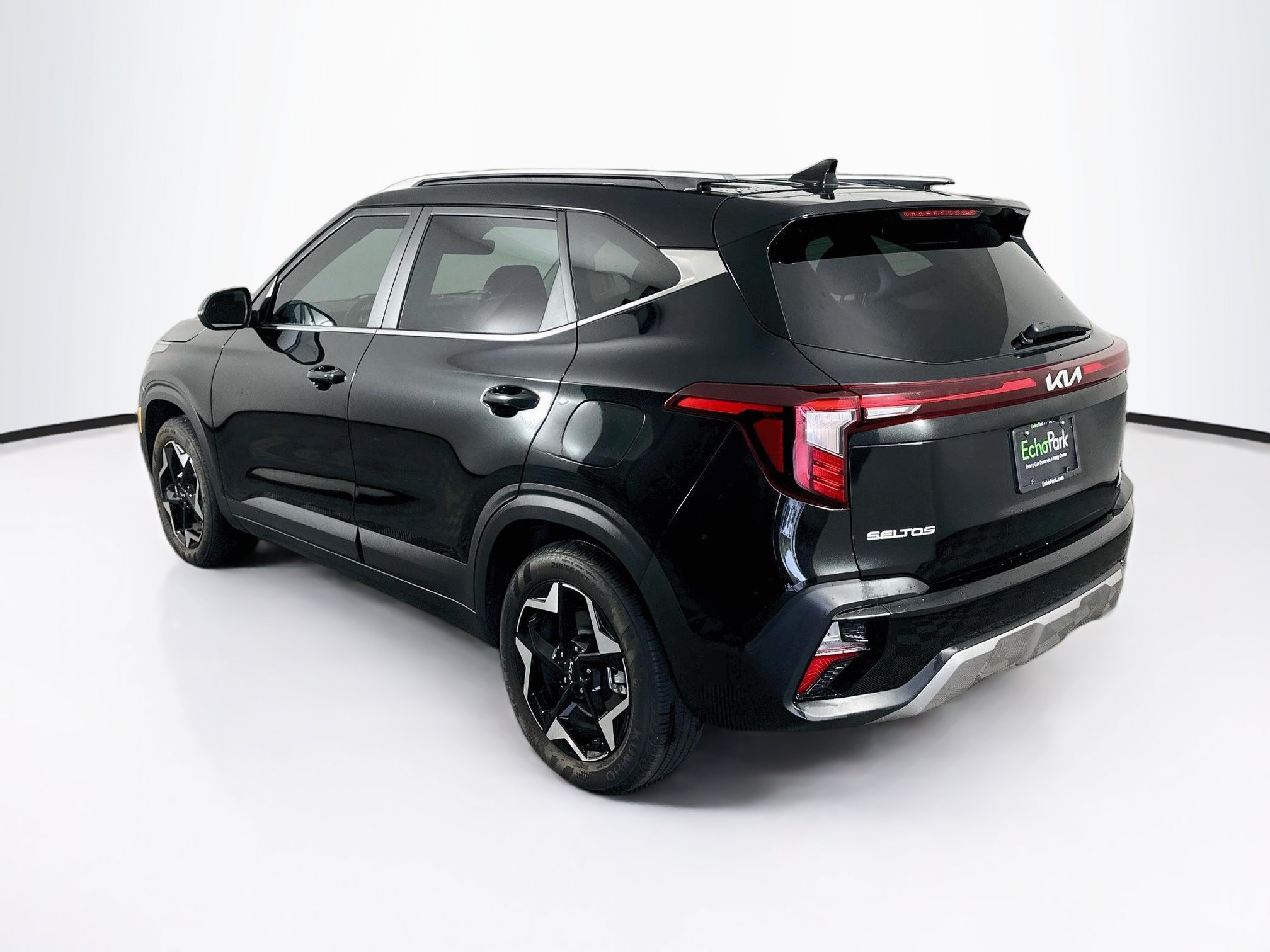Used 2024 Kia Seltos EX AWD/4WD image 5