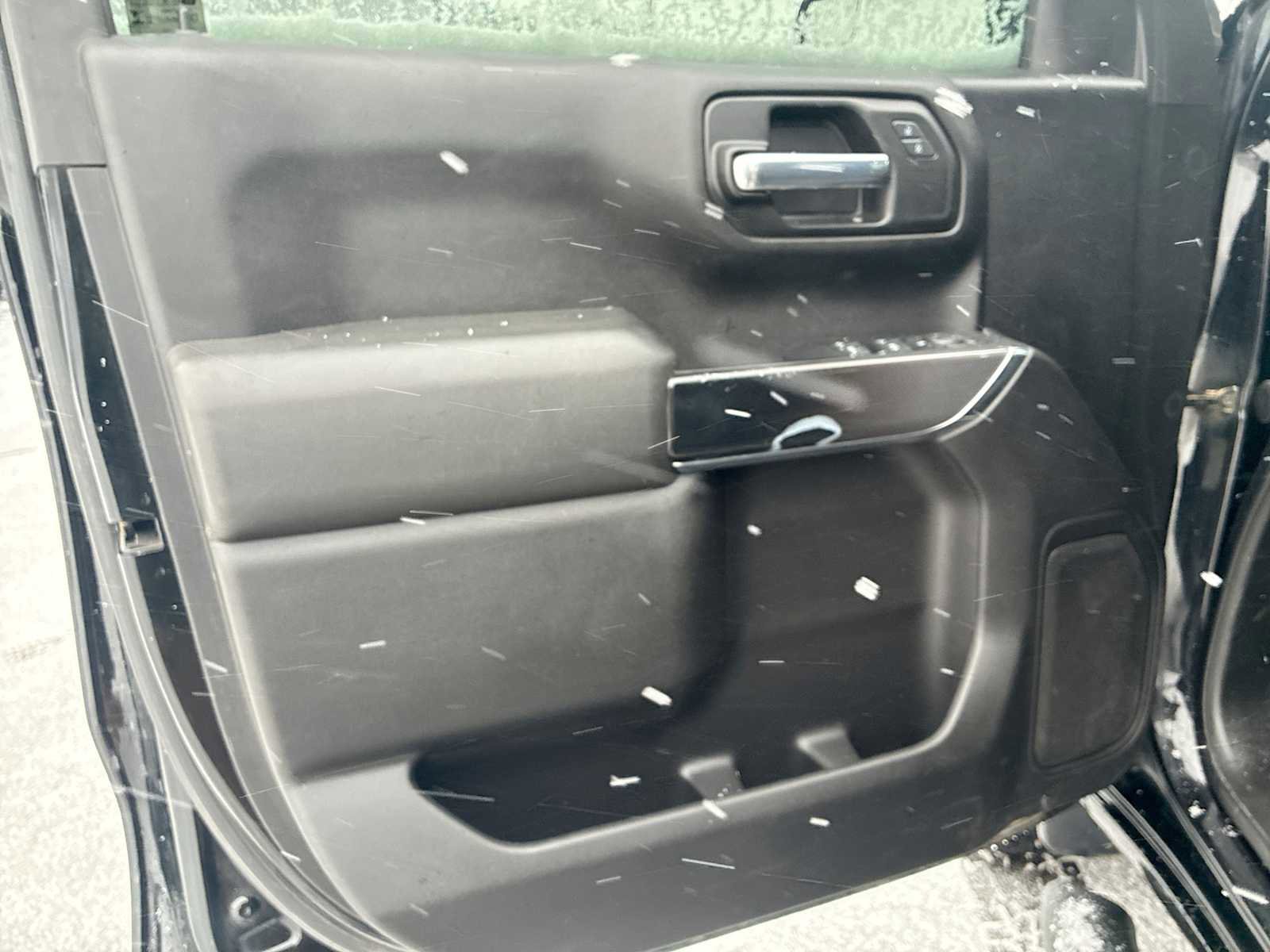 Certified 2021 Chevrolet Silverado 1500 Custom Trail Boss w/ Midnight Edition image 21