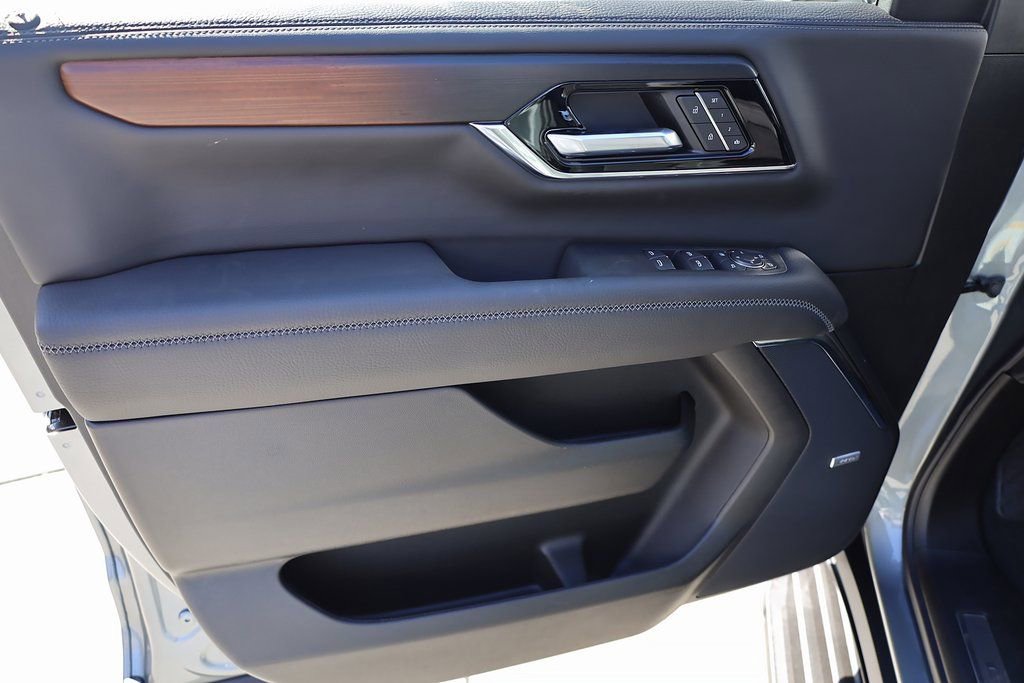 New 2026 GMC Yukon Denali w/ Advanced Technology Package image 10