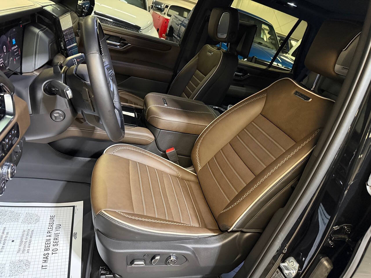 Used 2026 GMC Yukon Denali Ultimate AWD/4WD image 33