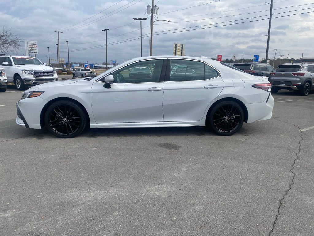 Used 2024 Toyota Camry XSE image 4