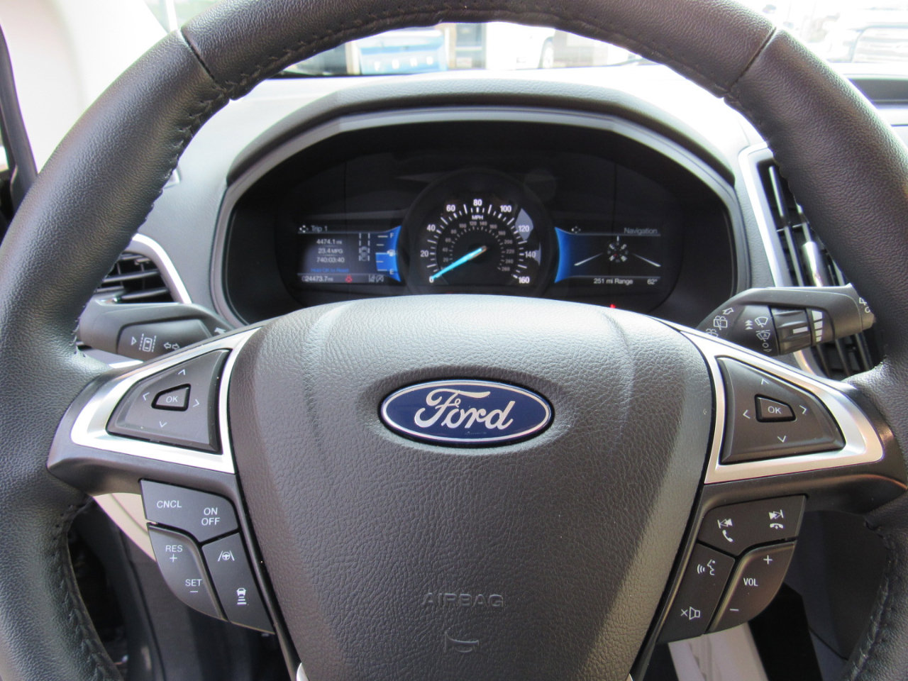 Used 2024 Ford Edge Titanium w/ Titanium Elite Package image 15