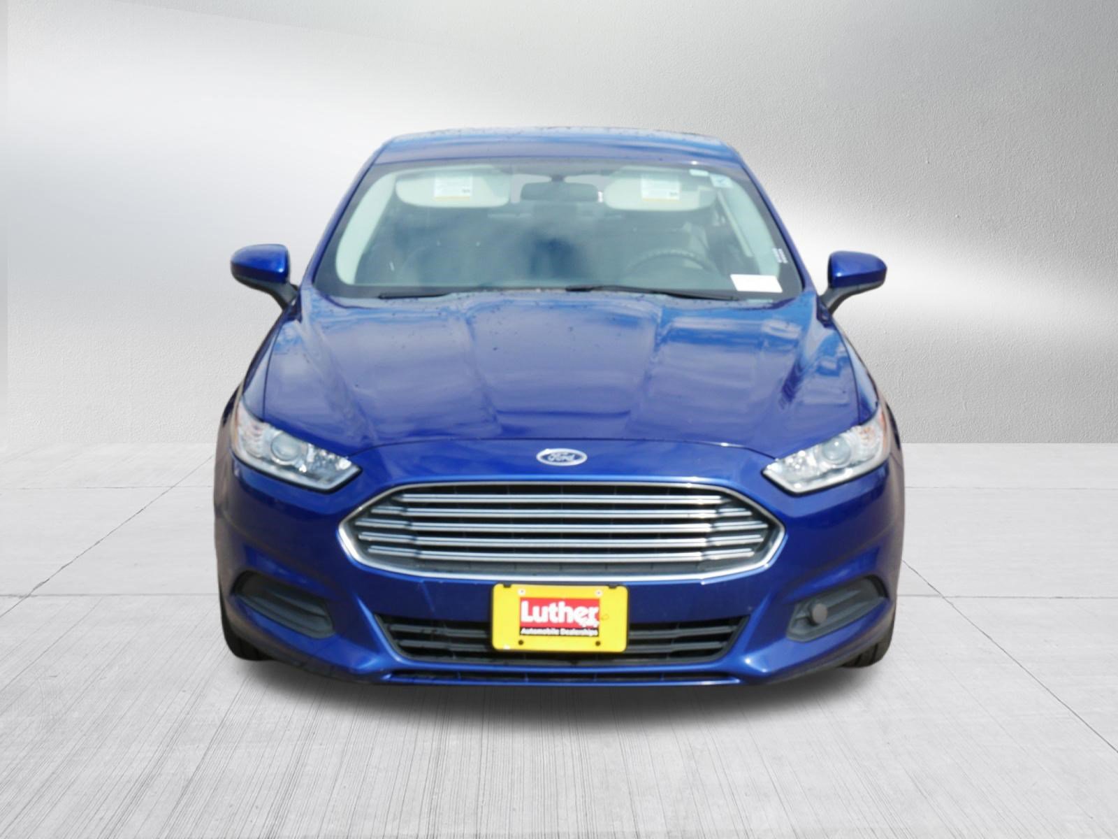Used 2013 Ford Fusion S image 2