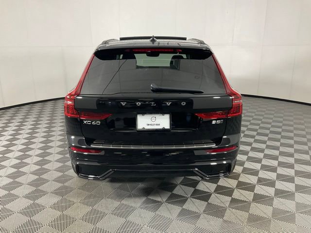 New 2026 Volvo XC60 B5 Ultra w/ Protection Package Premier image 5