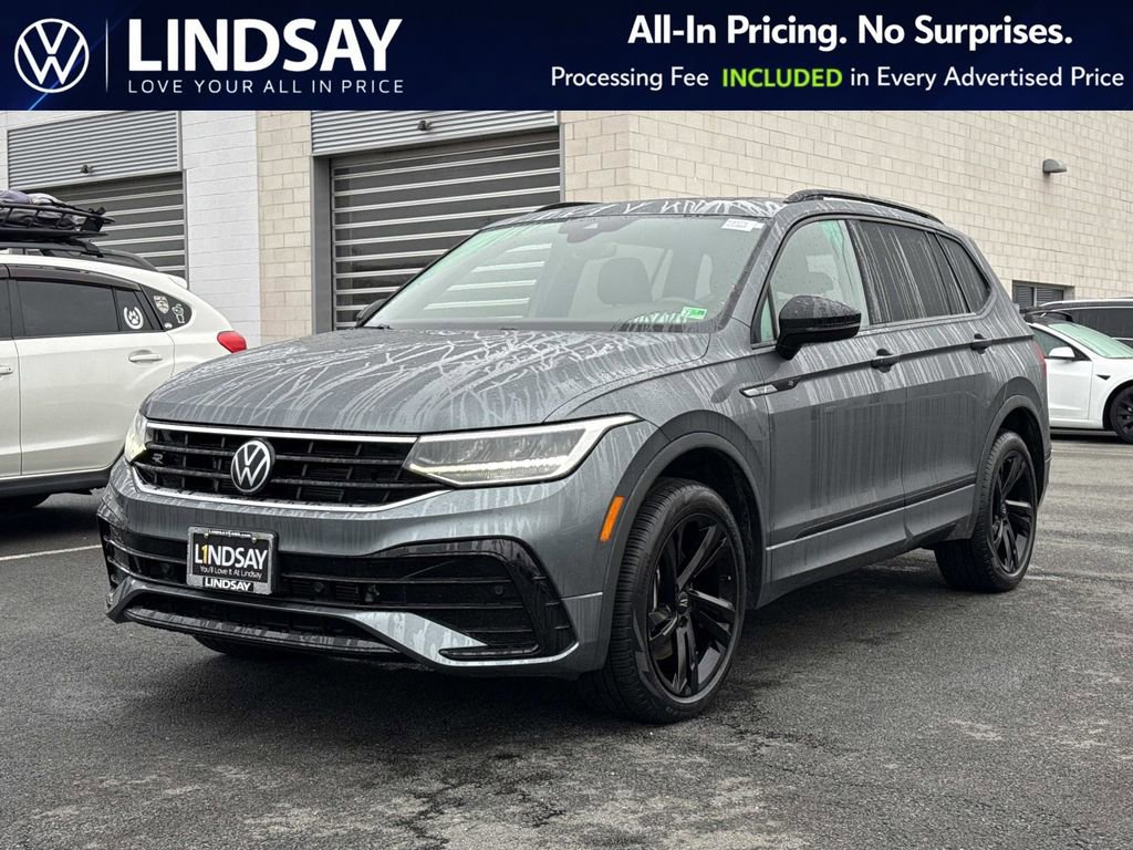 Used 2023 Volkswagen Tiguan SE R-Line AWD/4WD image 6