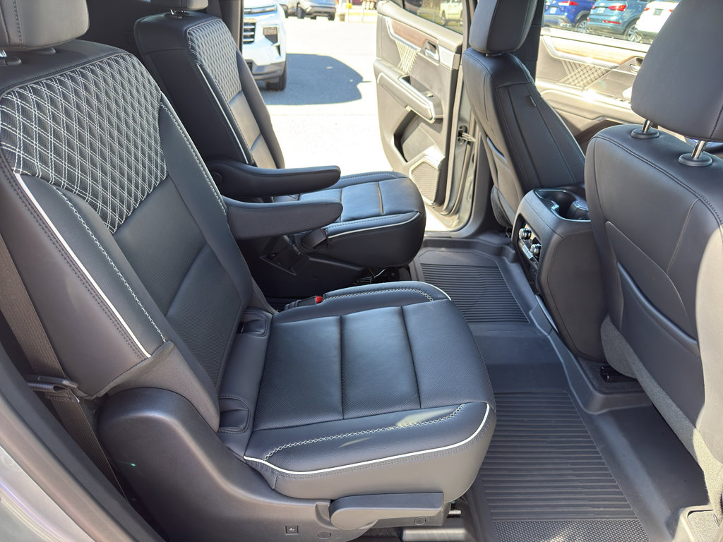 Used 2024 GMC Acadia Denali w/ Super Cruise Package image 34