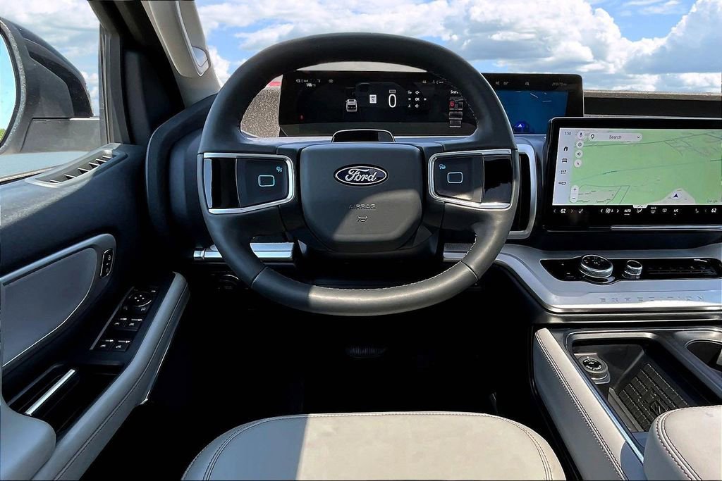 Used 2025 Ford Expedition Max Active AWD/4WD image 10