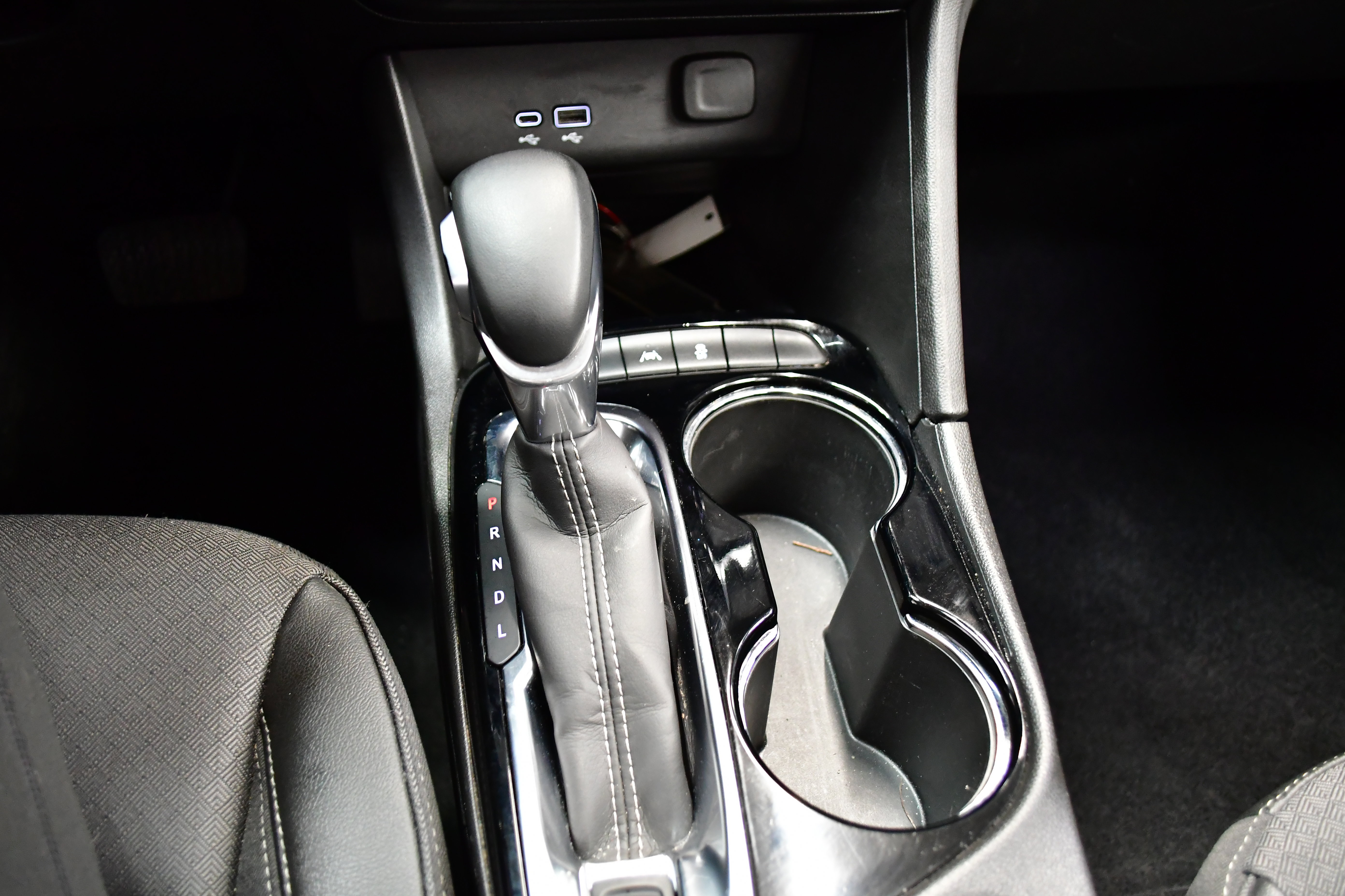 Used 2025 Buick Encore GX Preferred image 29