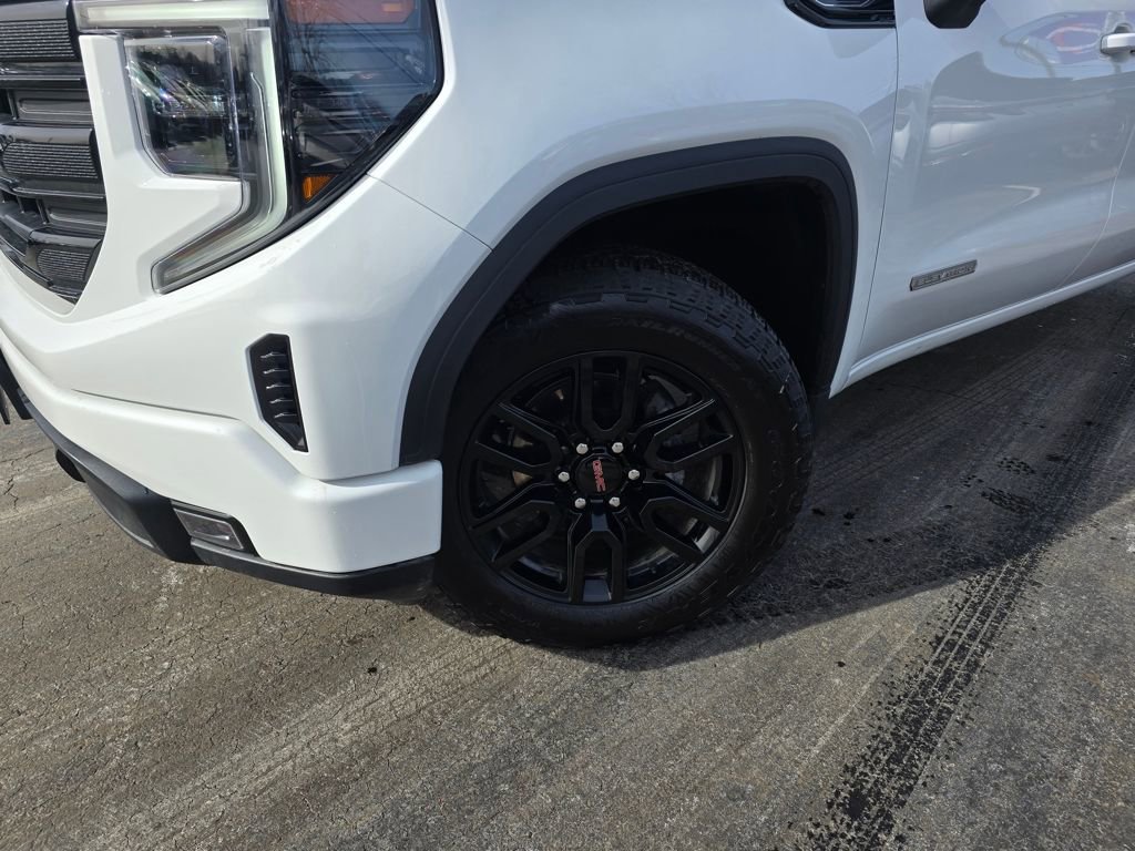 Used 2025 GMC Sierra 1500 Elevation image 2