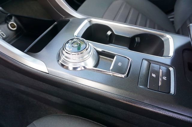 Used 2020 Ford Fusion SE image 20